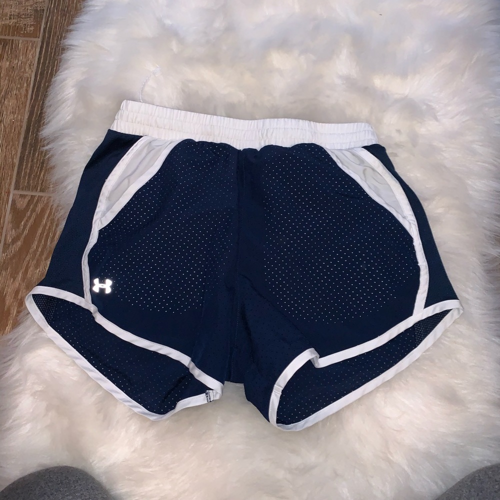Athletic shorts